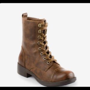 JOURNEYS BULL BOXER RANGER ANKLE BOOTS